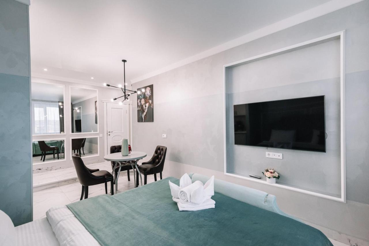 Royal Tower Vip Smart Apartments 1 Kiev Ngoại thất bức ảnh