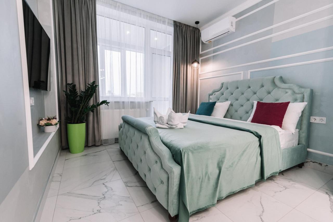 Royal Tower Vip Smart Apartments 1 Kiev Ngoại thất bức ảnh