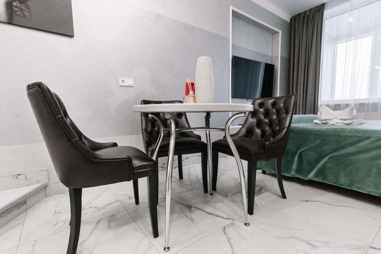 Royal Tower Vip Smart Apartments 1 Kiev Ngoại thất bức ảnh