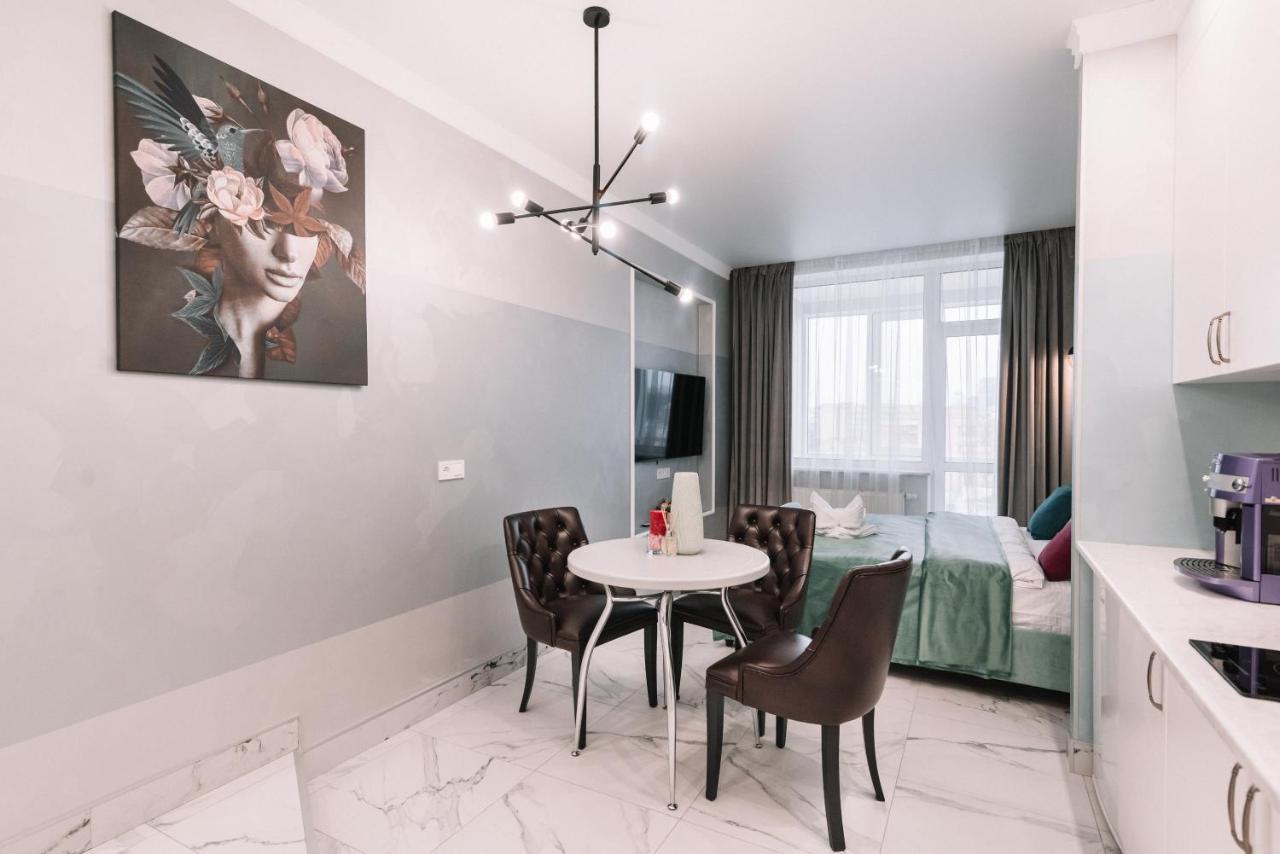 Royal Tower Vip Smart Apartments 1 Kiev Ngoại thất bức ảnh