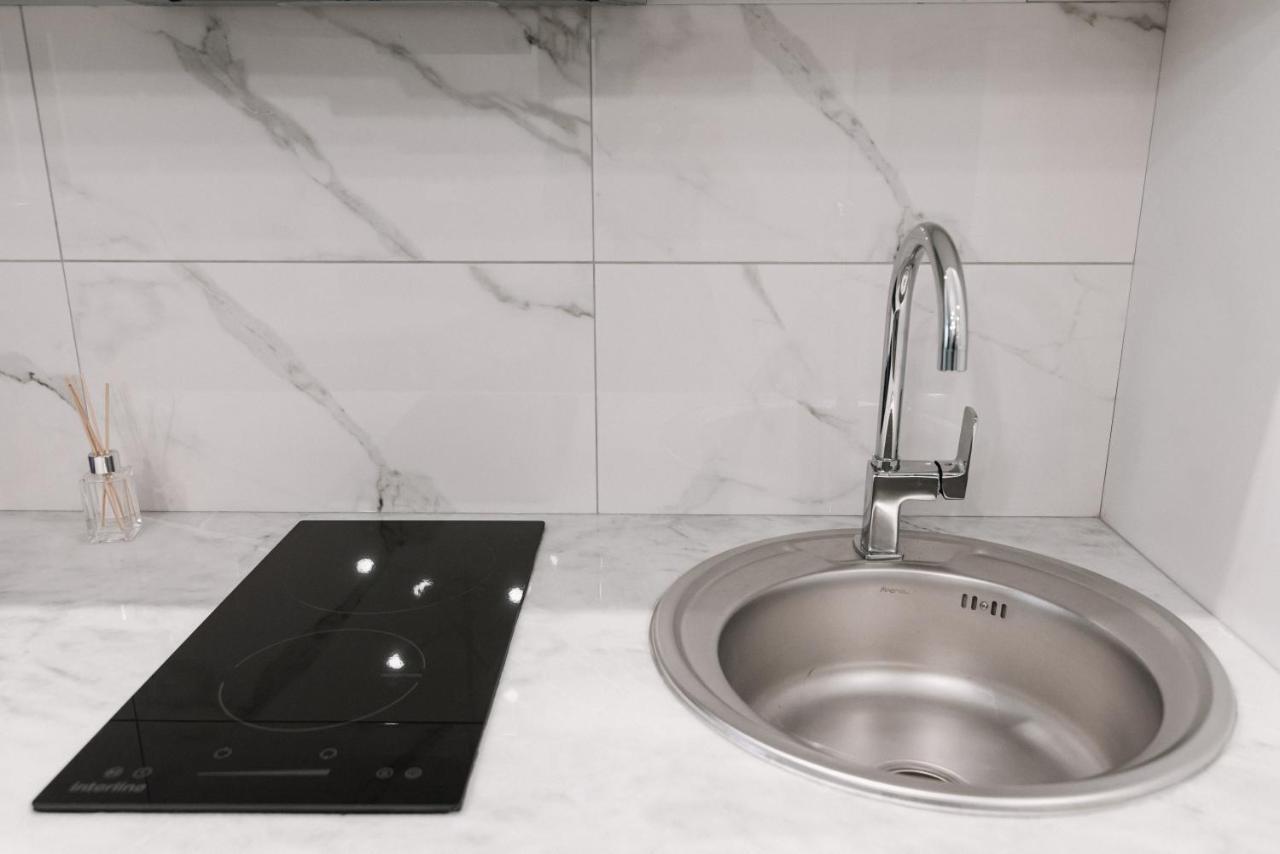 Royal Tower Vip Smart Apartments 1 Kiev Ngoại thất bức ảnh